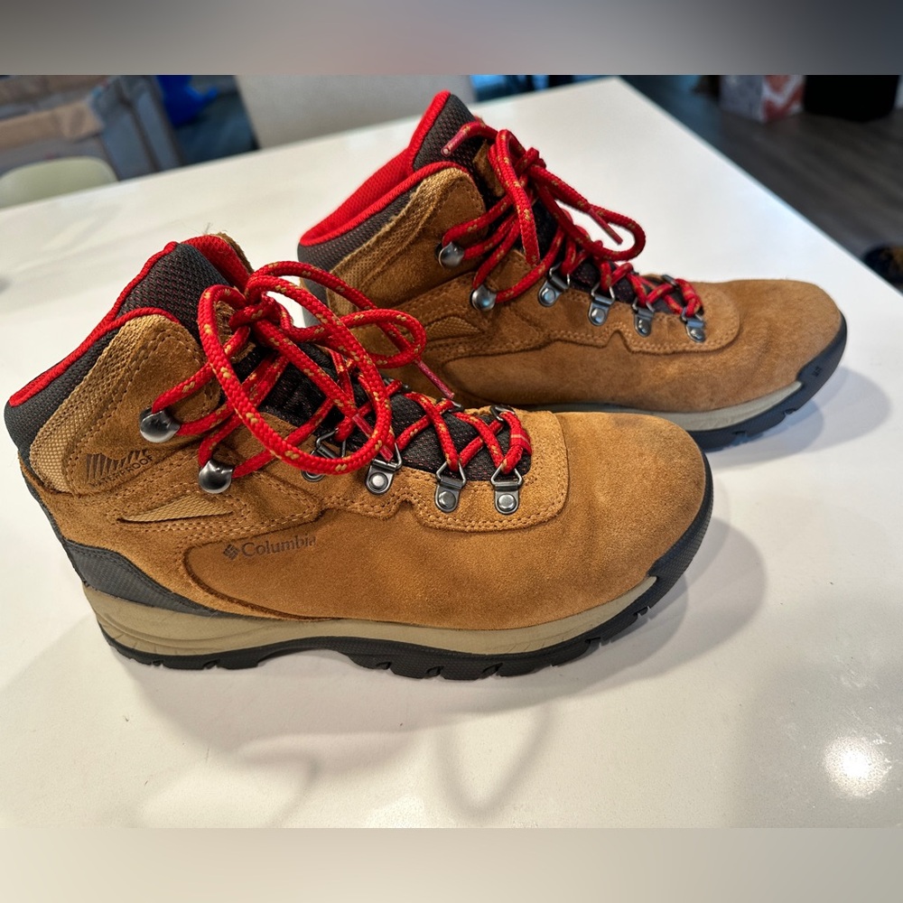 Columbia Waterproof Hiking Boots